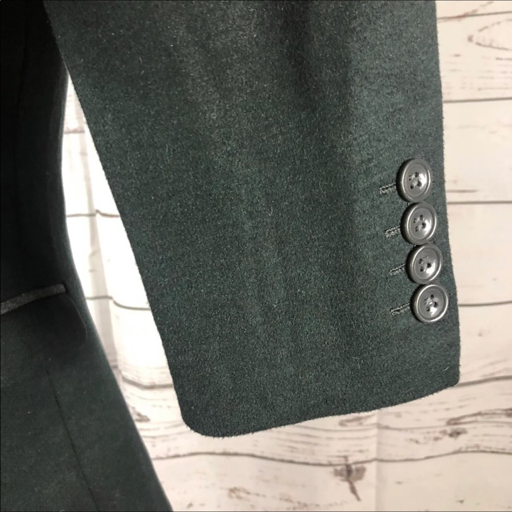 Ladies Blazer Charcoal In Color With Gray Pocket. - image 6